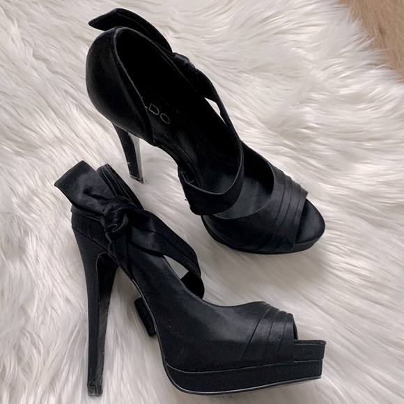 NWOT Aldo Satin Heels - Picture 5 of 6